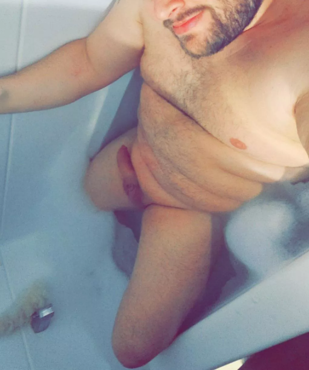 Nothing beats a hot bath posted by Vlastofhisname