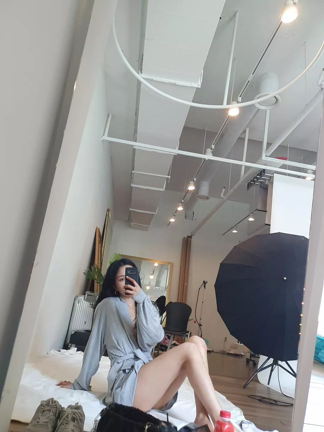 Selfie during the photoshoot✌️ posted by Top_Appearance_1170