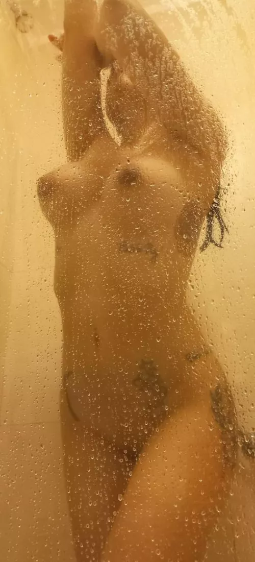 Shower tits nipples. If you want more, write in coments plss by -Canepic