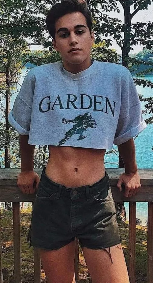 So you like guys wearing tops? 🤭 by From_the_Pampas__