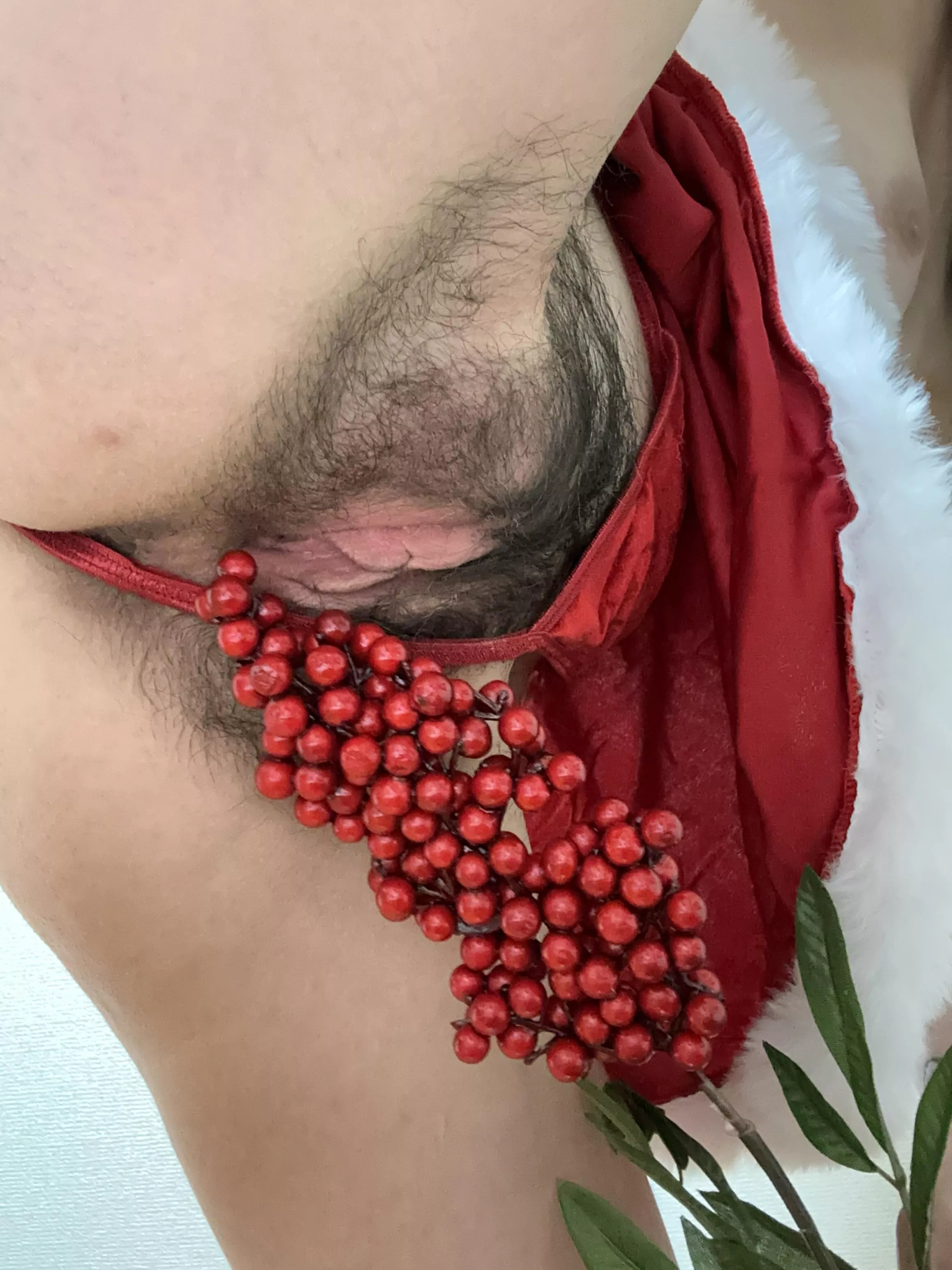 The only fur i wear is my bush posted by draconia777