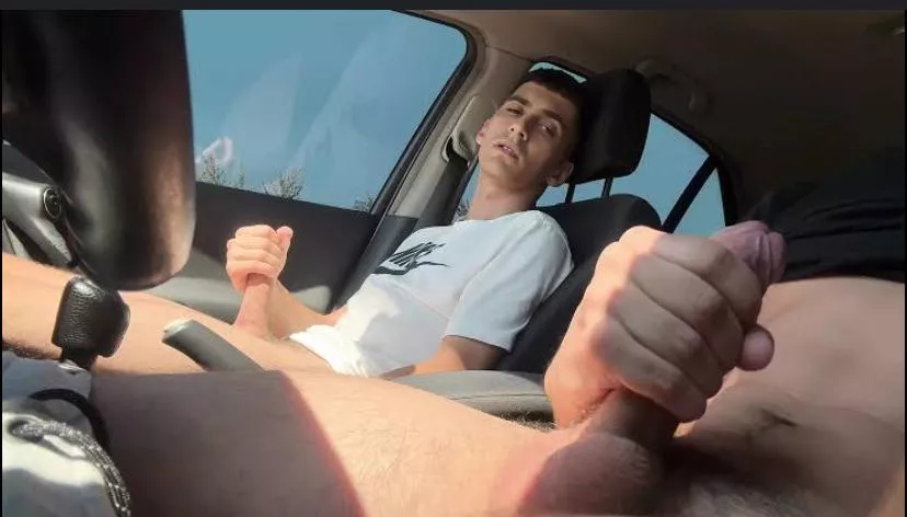 when I go out in the car with my friend it's like this posted by New_Airport7271