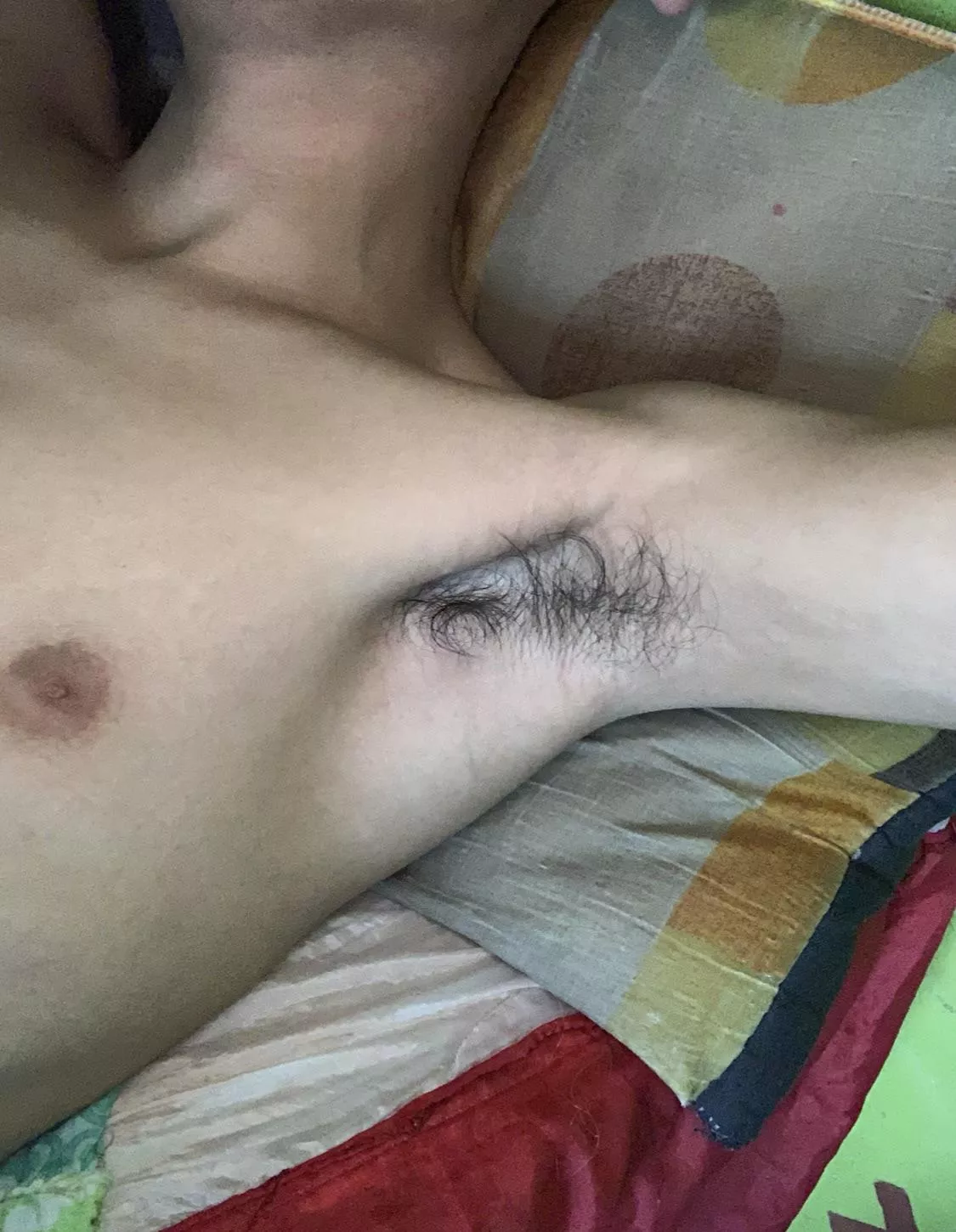 [19] Do you like thin guys?😈🥵🐽 posted by kiriii_ku