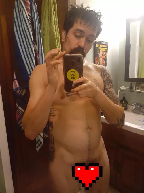 Always gotta shower before gaming by Princess_Fedora