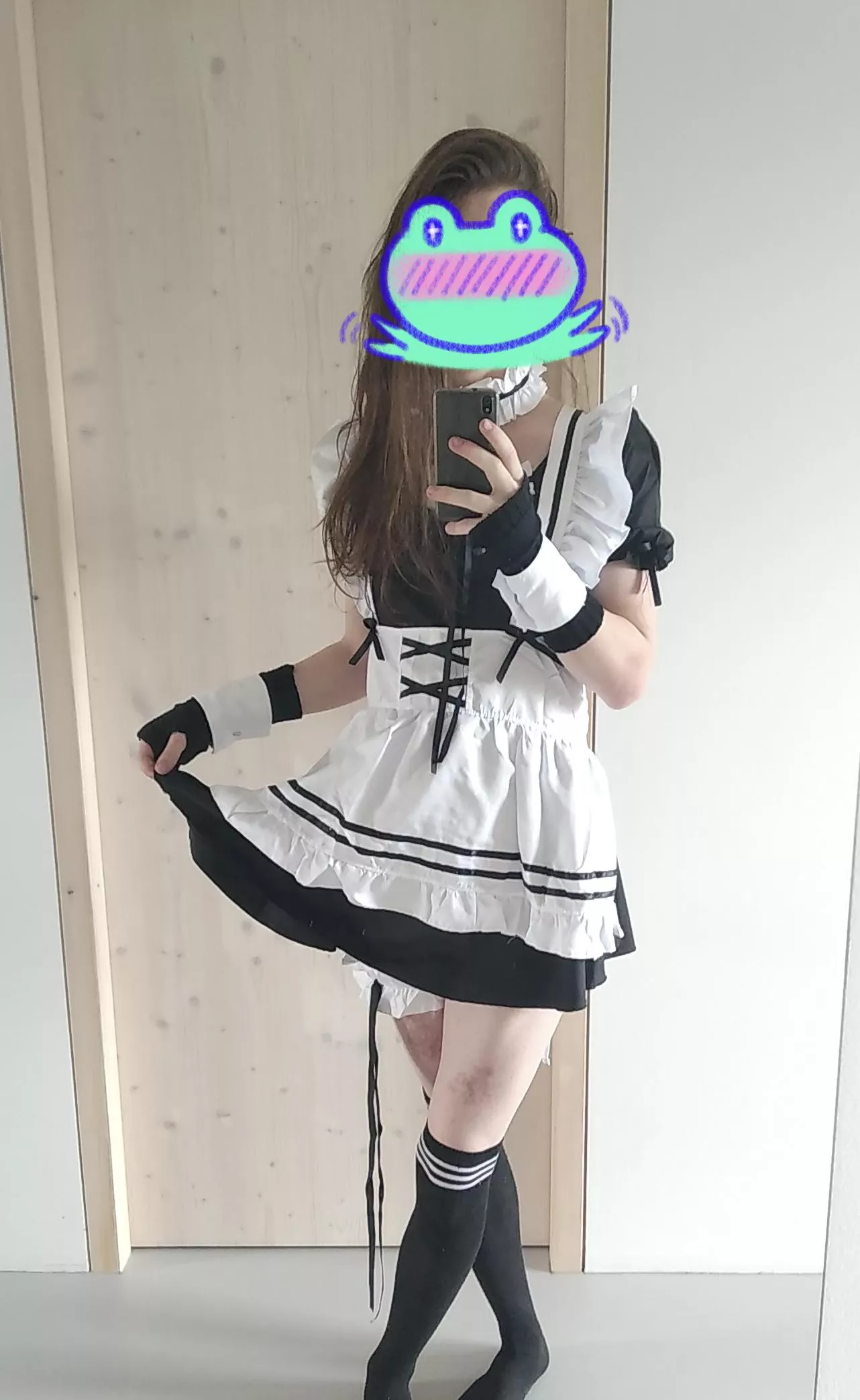 Boimaid posting posted by HaxxWire