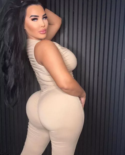 Bolted top or bottom by Juniper3358