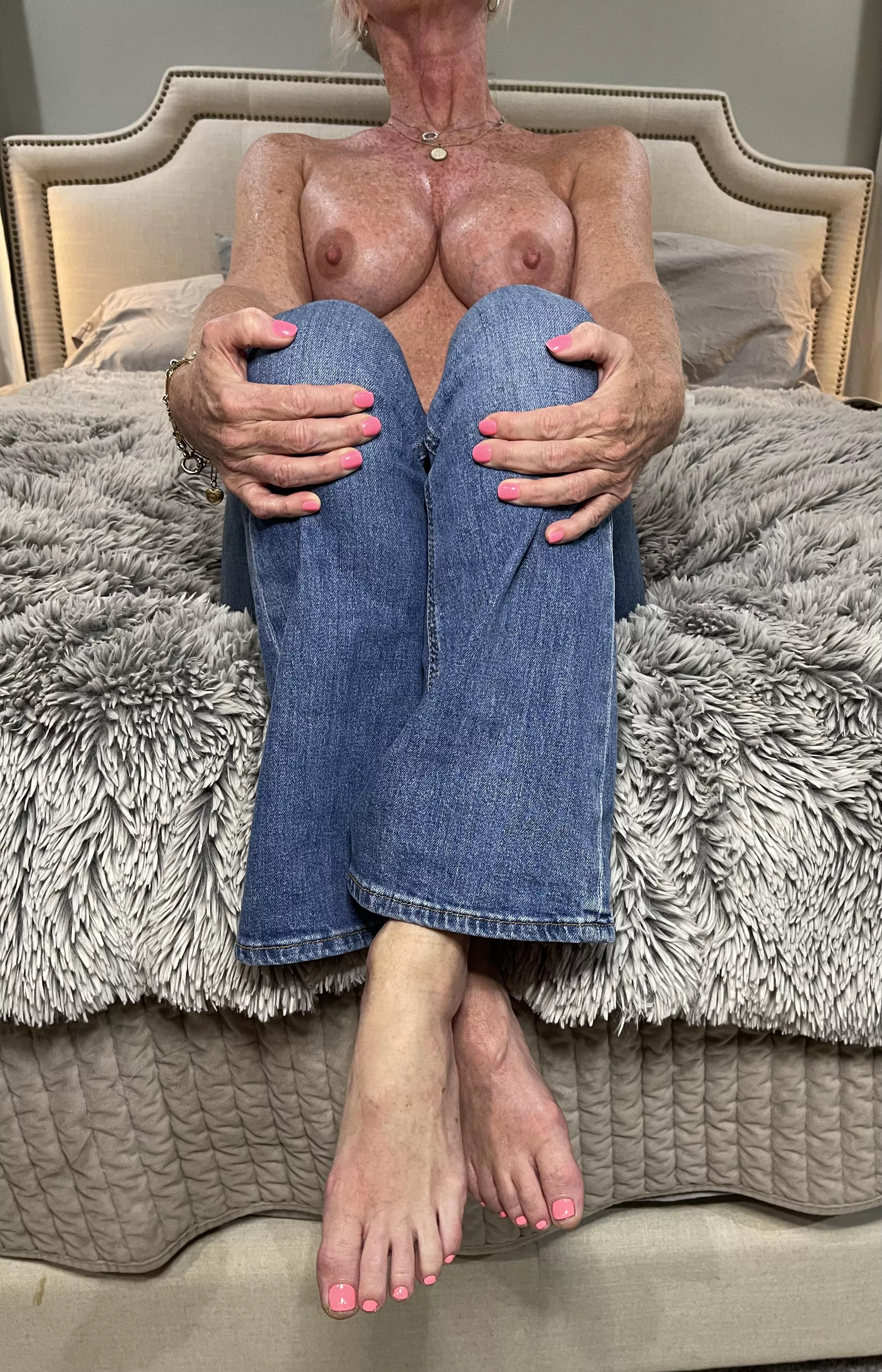 Freckles boobs and a new pedicure to start the day posted by NawtyHellcat