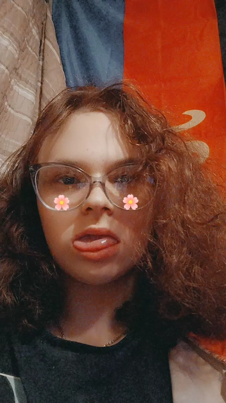 Good morning :33 posted by Charlotte_the_memer