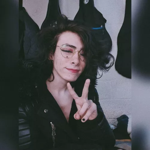 Hii 💖 by Ch3rry_Foxxx