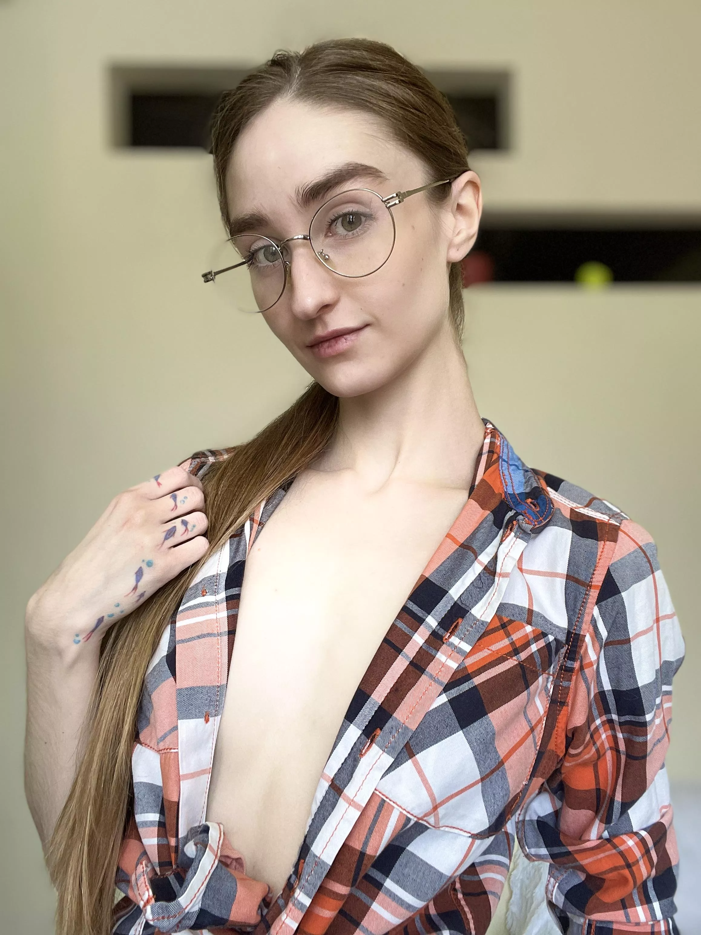 I feel naughty in glasses posted by alexa_sparkling