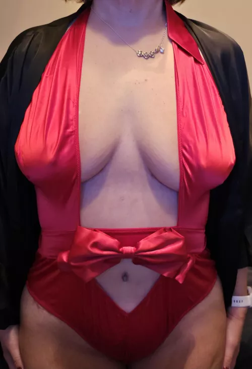 I'm thinking your cock would look good between my married tits by fishmans11