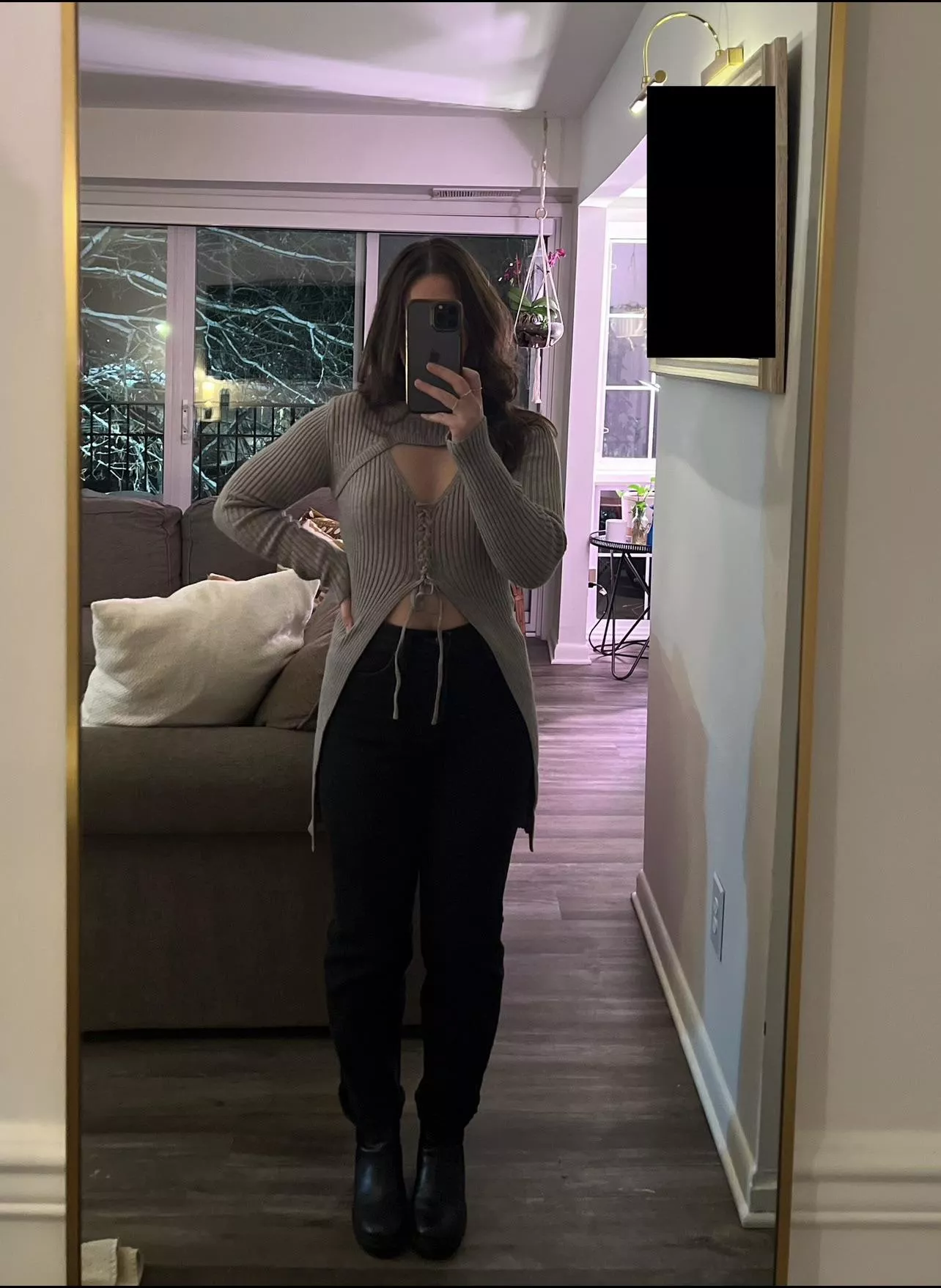 My dinner outfit last weekend 😈👀 posted by hornyshyandnippin