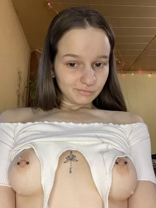 My nipples would look good in your mouth by SnuglyTalc