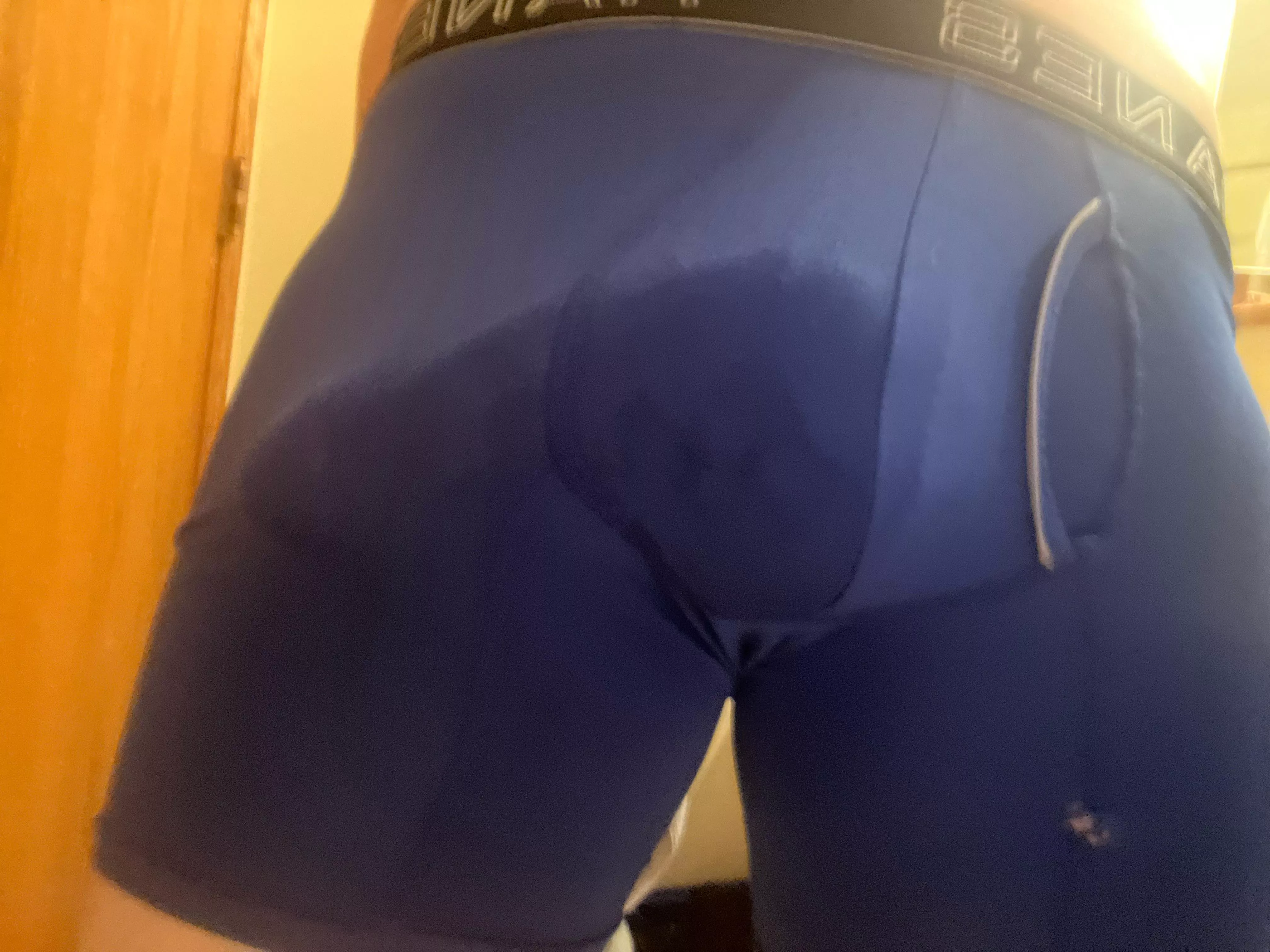 Rate my bulge posted by Fair-Entertainer-447