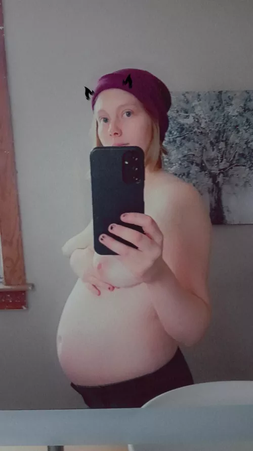 Ready to have this baby by lotusmacken