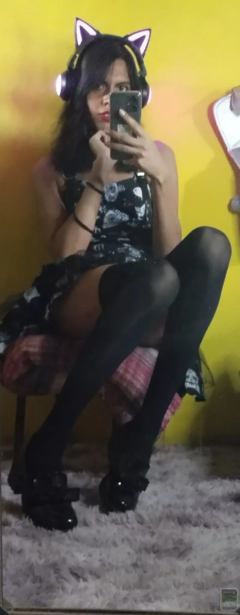 socks ♥ posted by Impressive-Gap-414