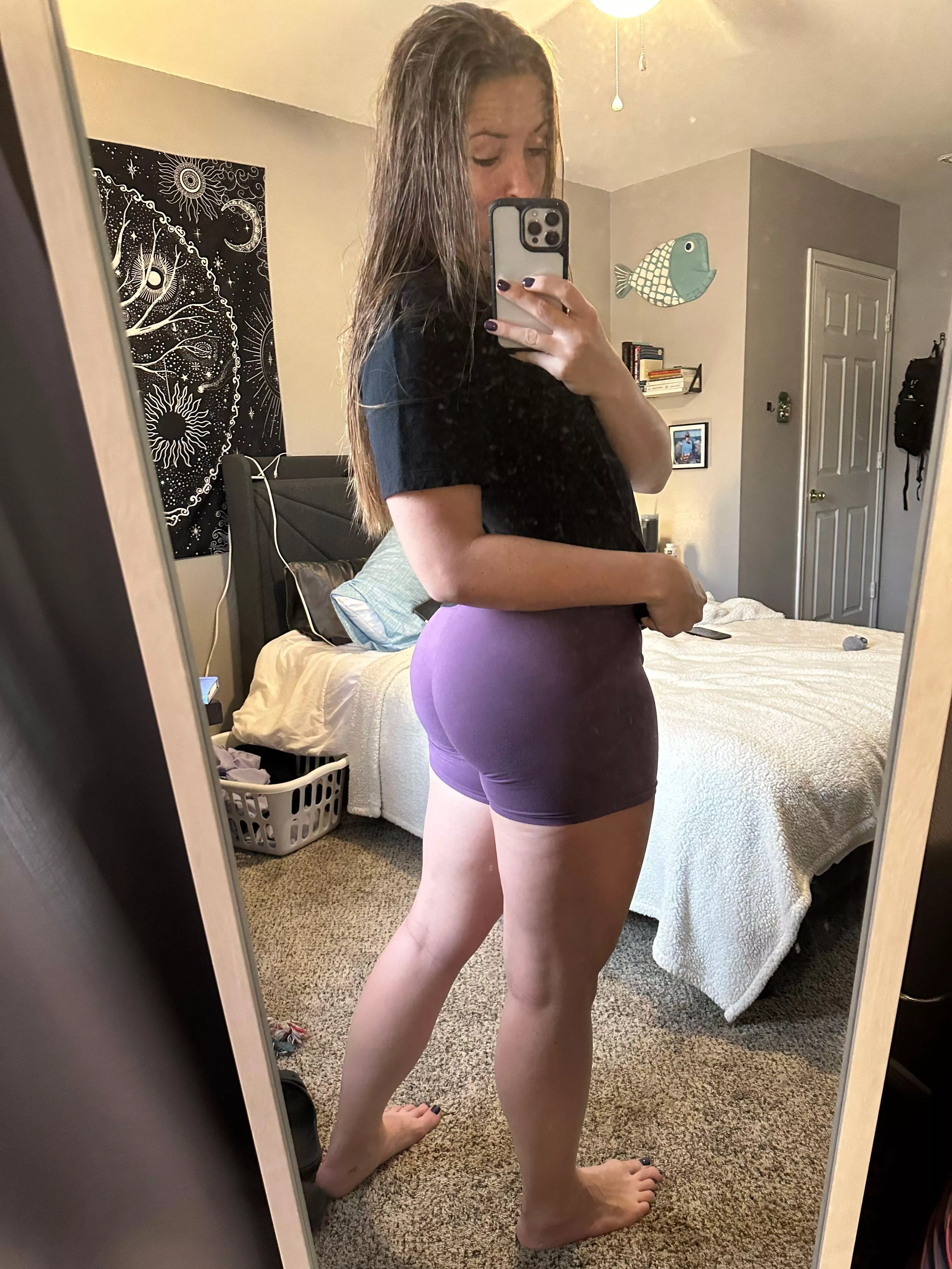 These shorts make my booty look extra juicy posted by cumwcourt