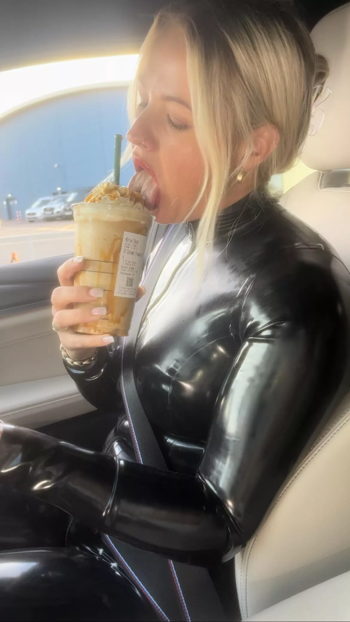 What’s Your Order? 🤎 posted by Evergreen_queen90