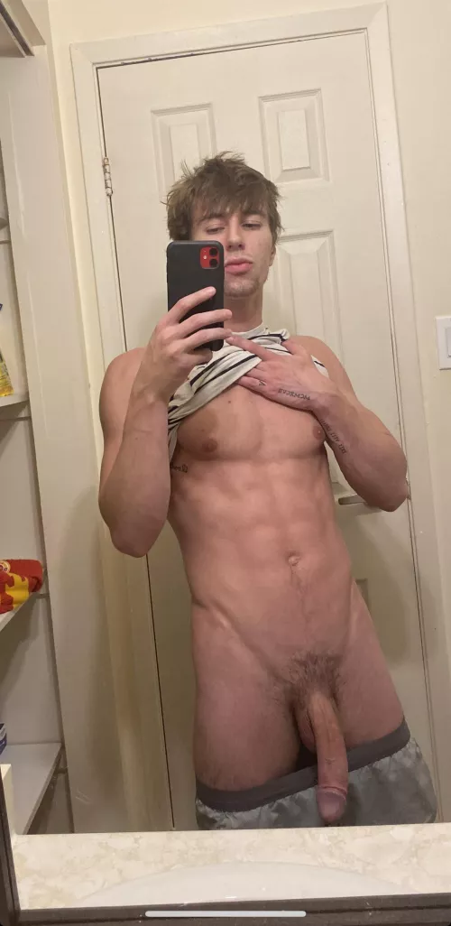 Who wants to see it grow by Artisticandhung1