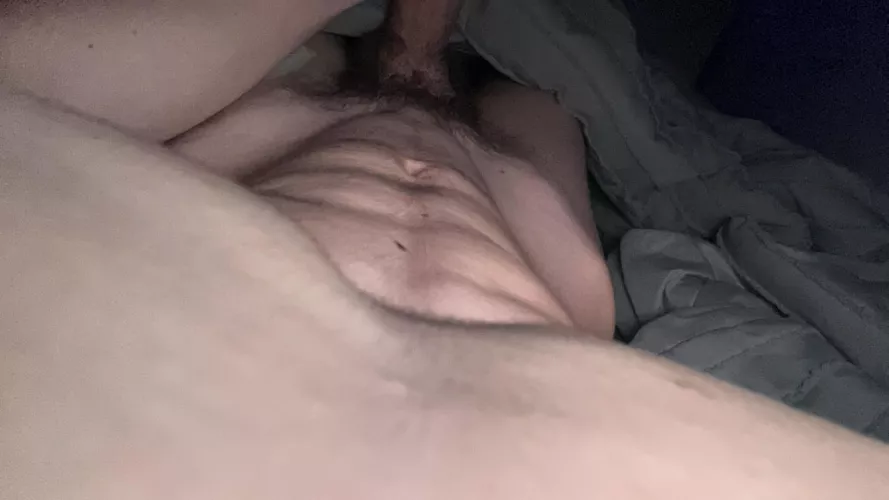 19 curious hung bwc fit masc college bro looking for same. hmu w a pic. no pic no reply. bwc hung only by ashton_is_hung