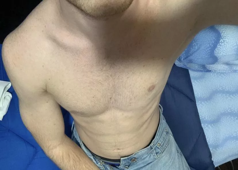 22 hung looking for fit guys @yep28lo posted by Inside_Tip_935