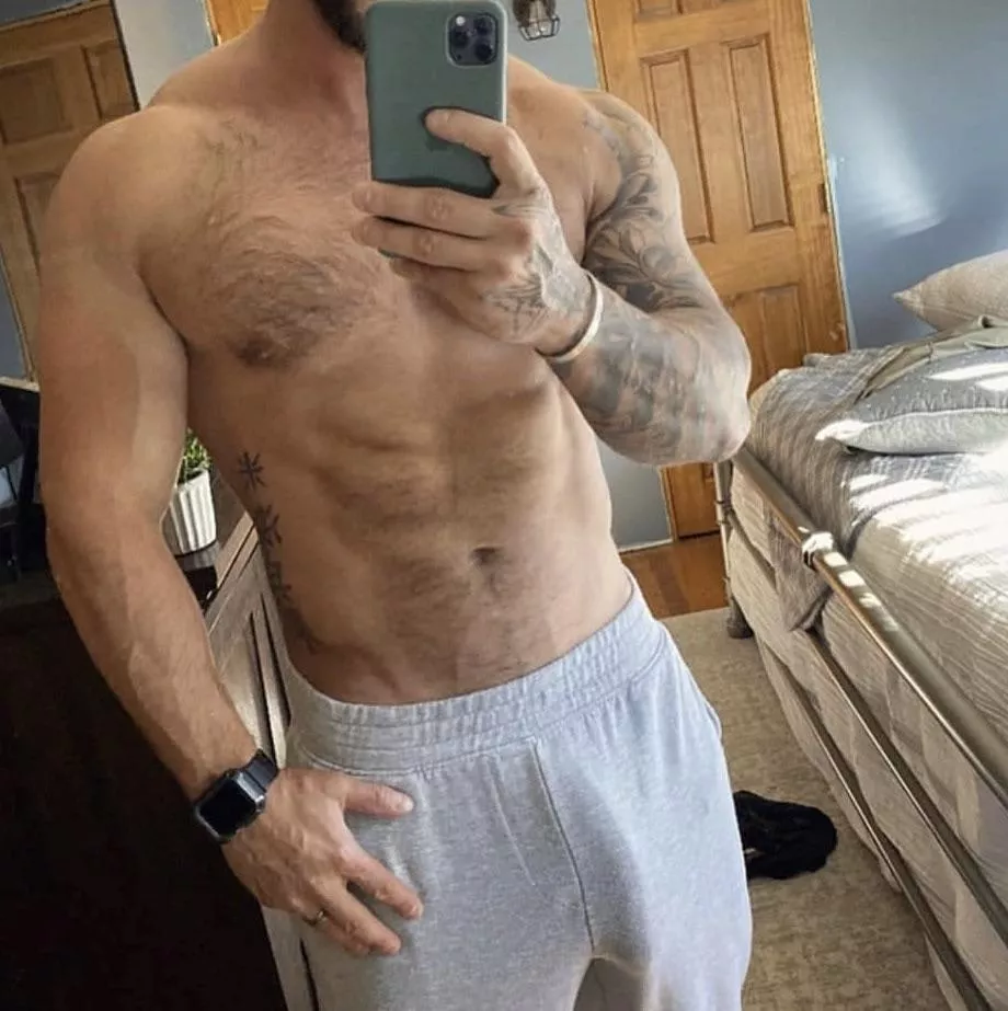 35 cum get some dick and make daddy bust. Verbal+++ face a must. 18-21 only Sc: jamison6681 posted by Common_Height_3483