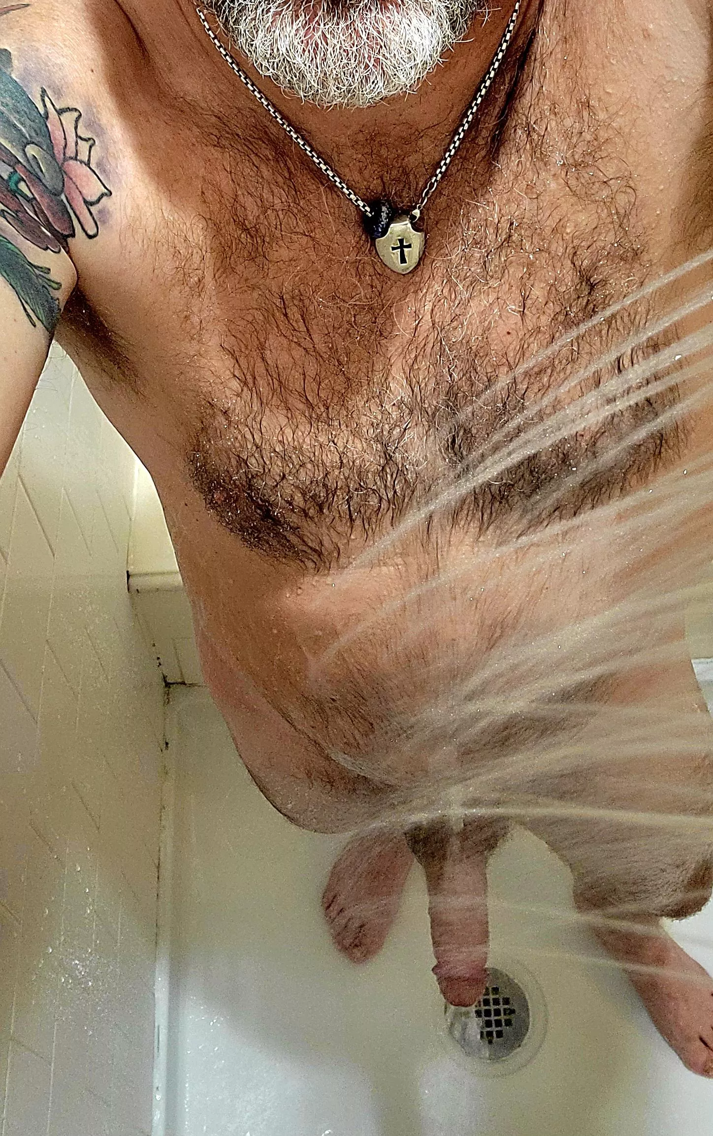 (51) Need a shower buddy to scrub my back...and other things! posted by s3xy-texan1973