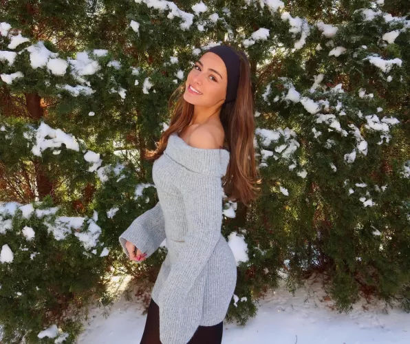 Aimee Cavaliere by Reasonable-Owl-3857