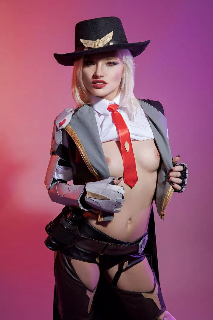 Ashe from Overwatch by Zazie Skymm posted by SugarDaddy8407