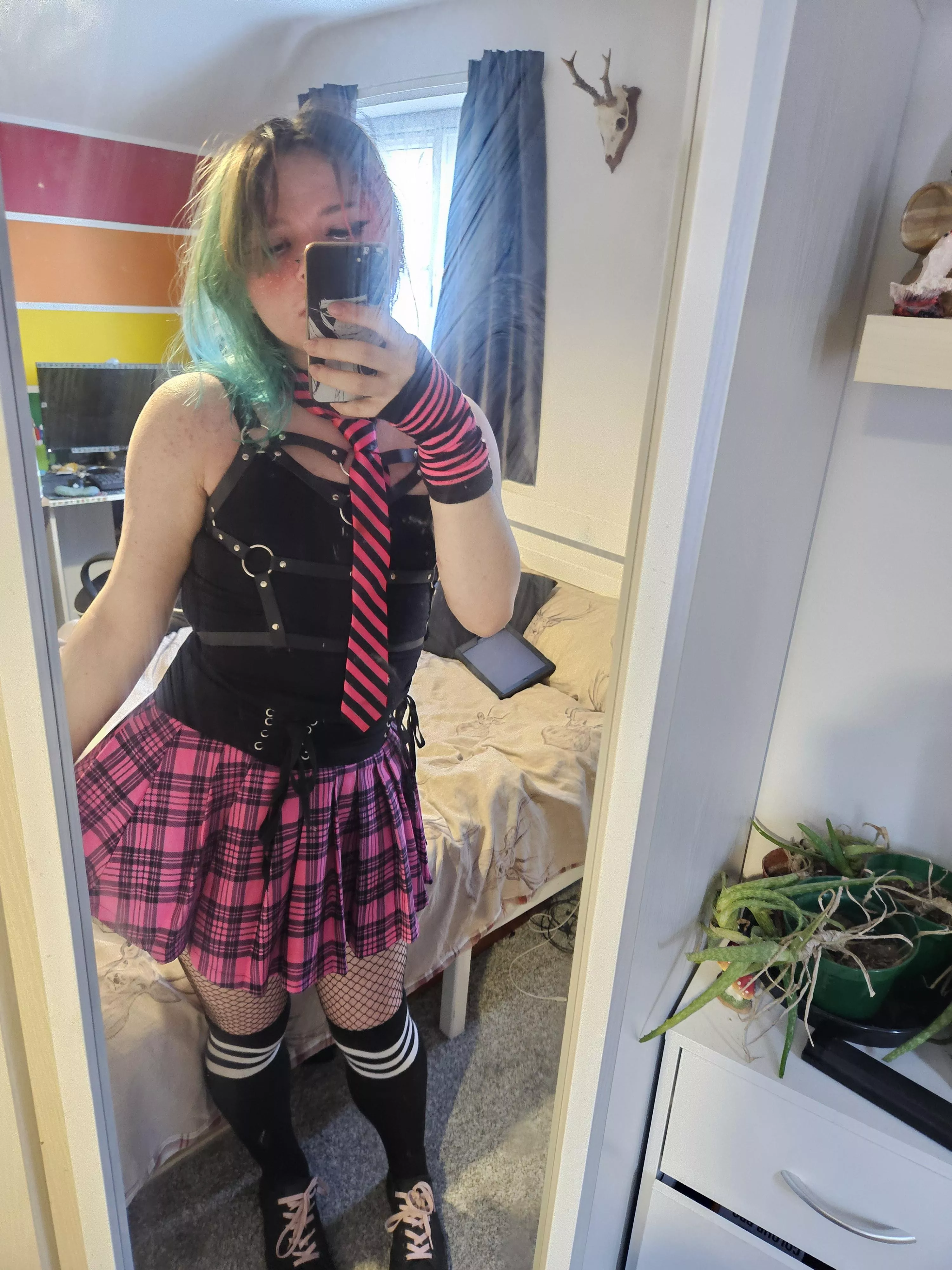 Average man 2024 posted by Queeran_The_Cloud