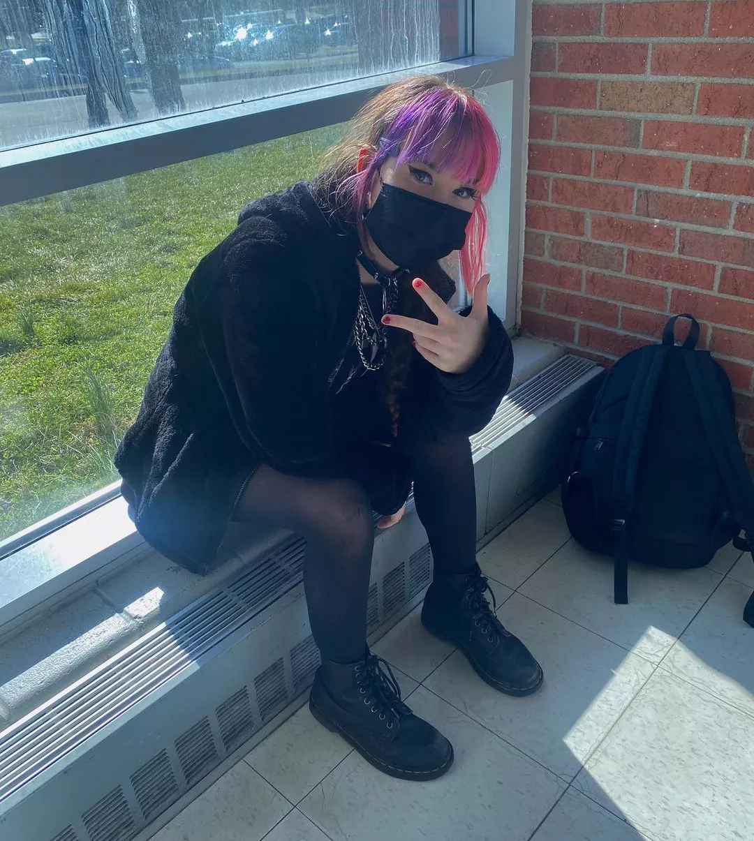 Da school fit? 😳 posted by Alexa_Obeys