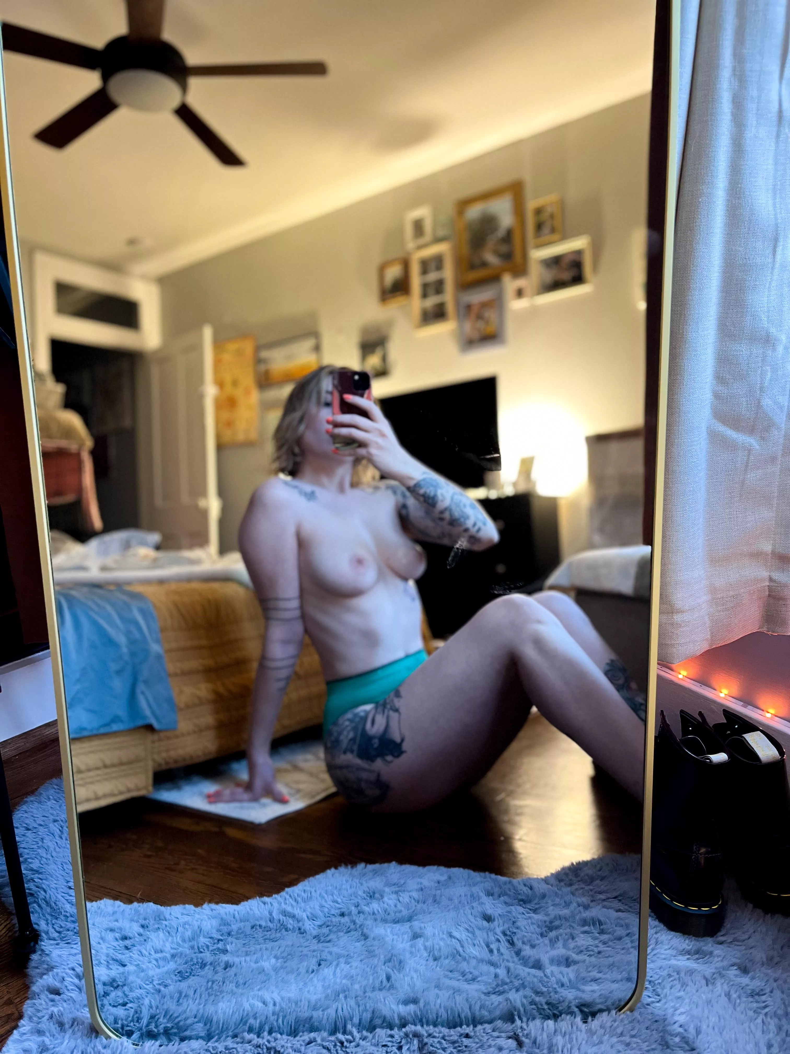 Did you know the human body is 90% water? Now… aren’t you thirsty? posted by moxy_mayhem