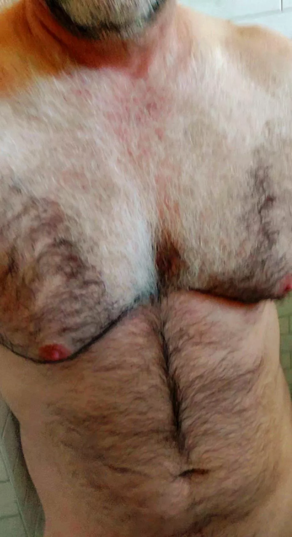 Do married dads with hairy chests turn you on? (46) posted by notimezone08