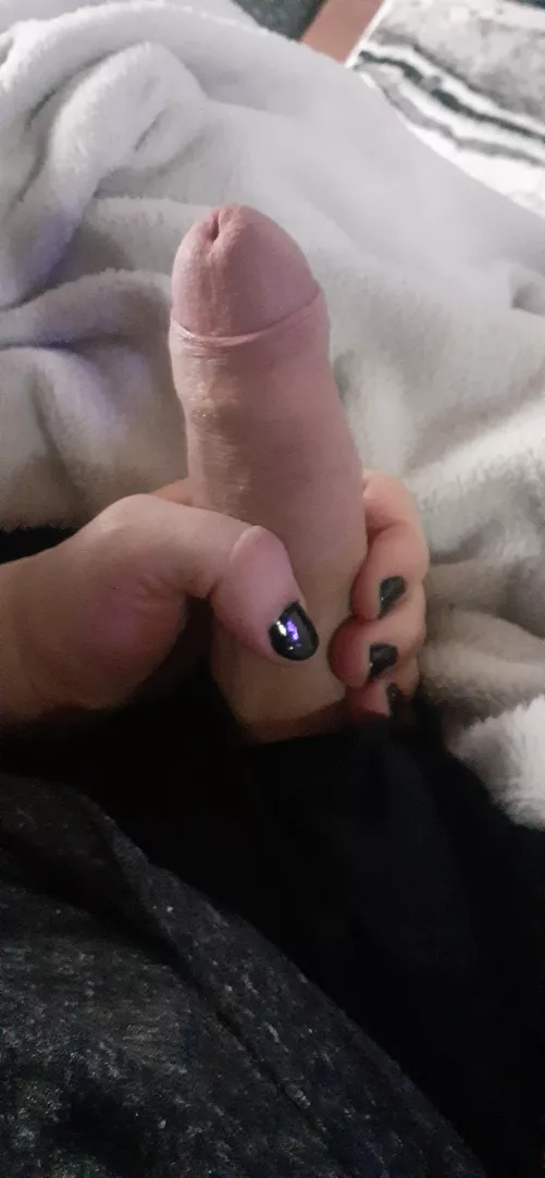 Get on your knees and open your mouth by H1ddenTrick5ter