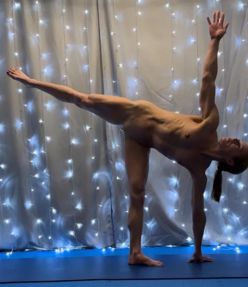 Half moon by MereFit