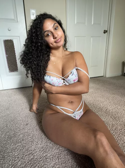 how do you feel about mixed girls? by Clementine-xox