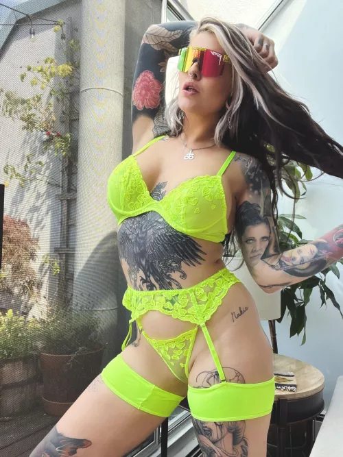 I’m just a horny Mom with a really high sex drive by sarahmoonsuicide