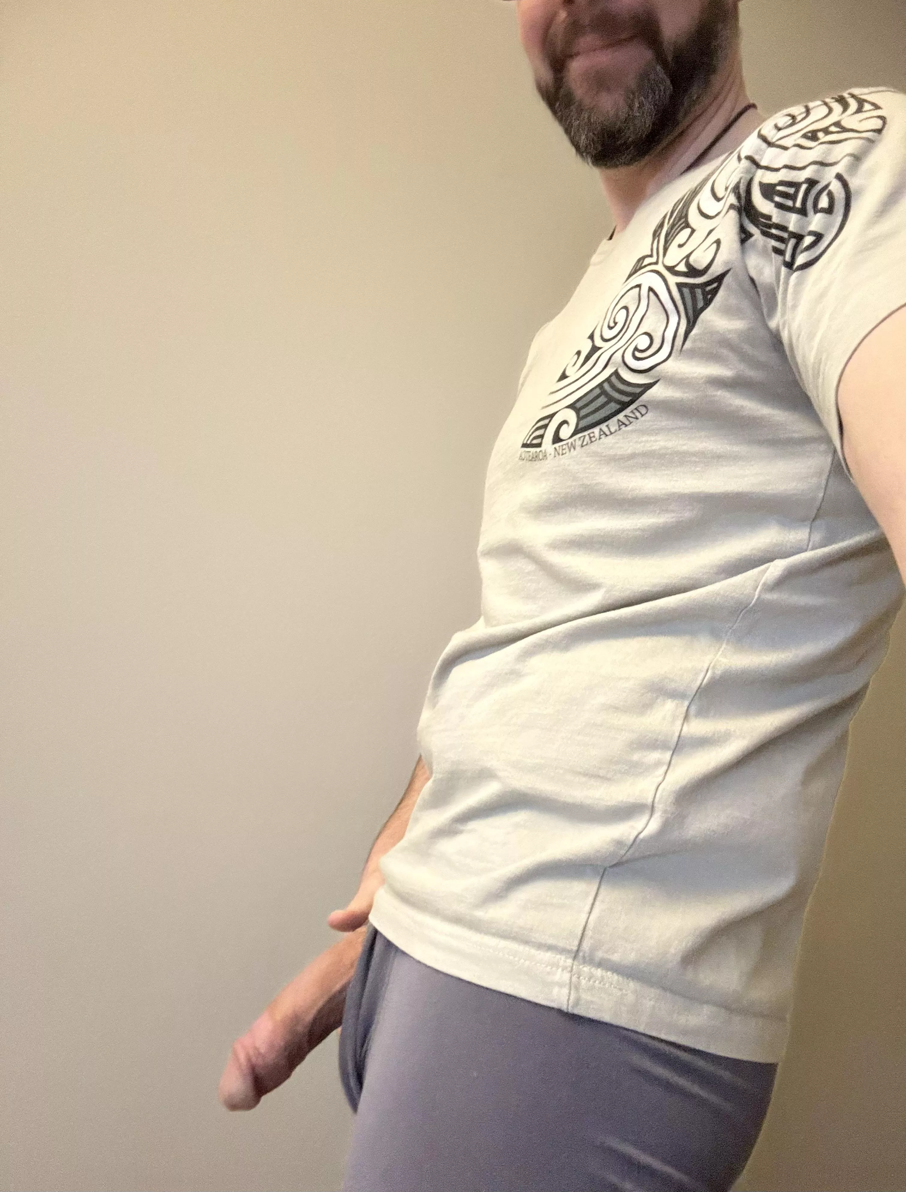 Just sipping on my morning coffee. Can I offer you a cup on this Saturday morning? posted by bobbykn88