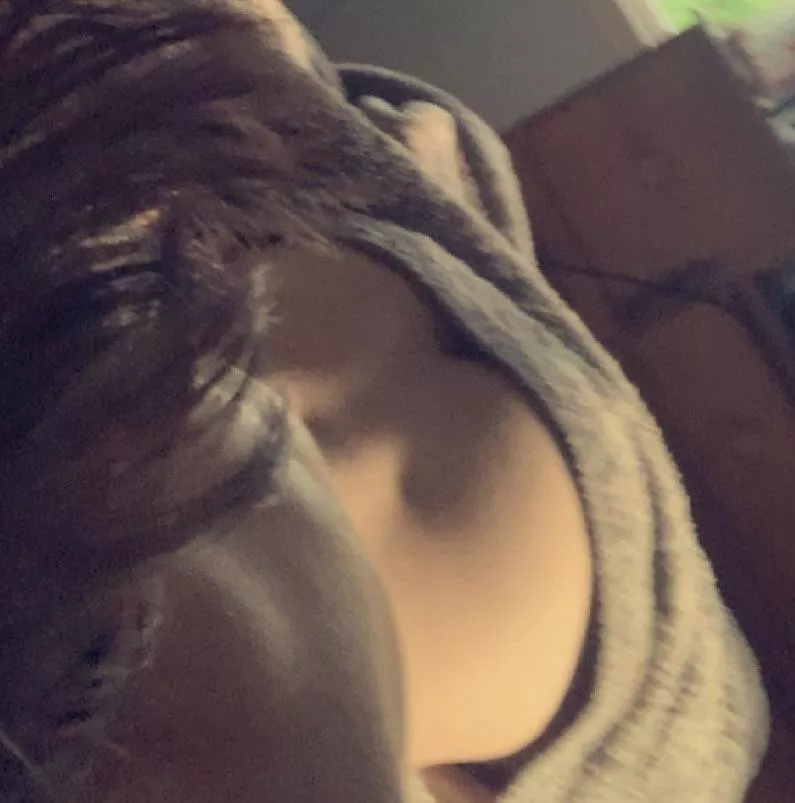 Like my booty dimples in the sun ? posted by Pitiful_Clerk1550