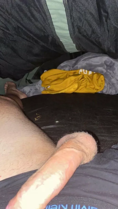 M19 aus entertain me while I’m at work. Only respond to 🔴 and 🟣 snaps 👻bennyhends by Safe_Ad4986