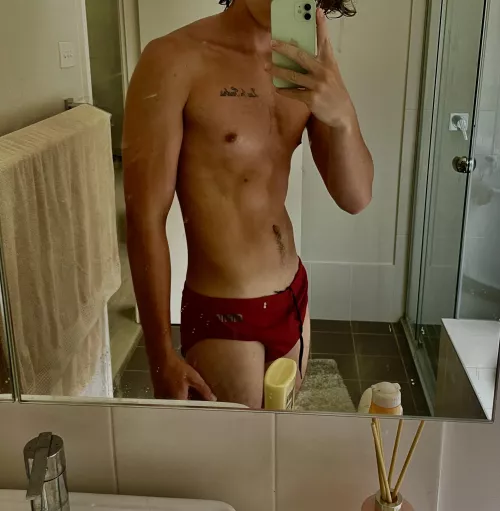 Open for major customs, Fettish friendly by Leading_Concern_5455