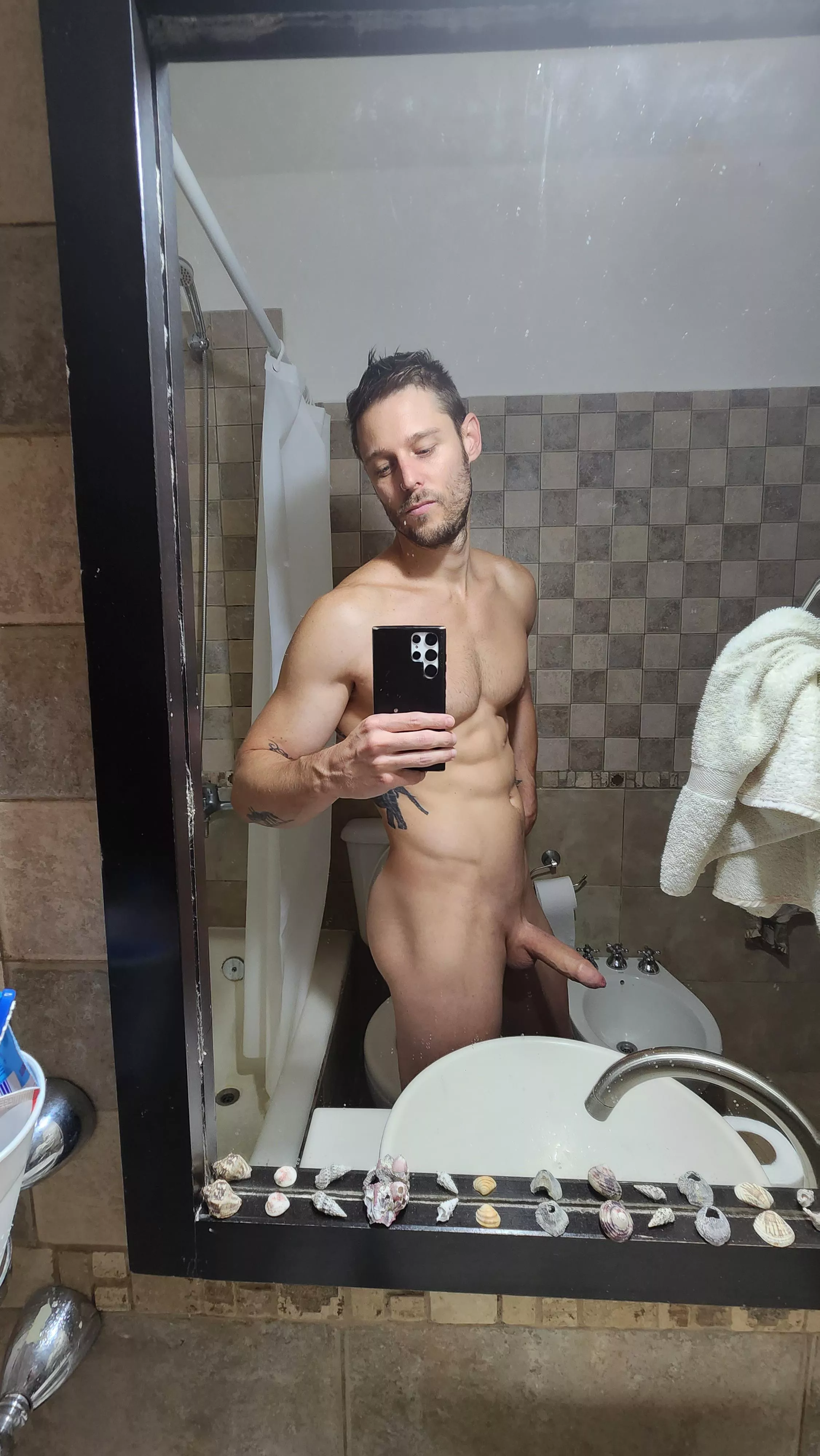 Pleasure giver posted by aiasar1