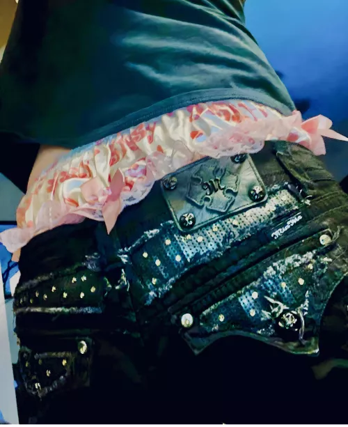 Should I pull my shirt down or leave it up in public? by Crisis5150