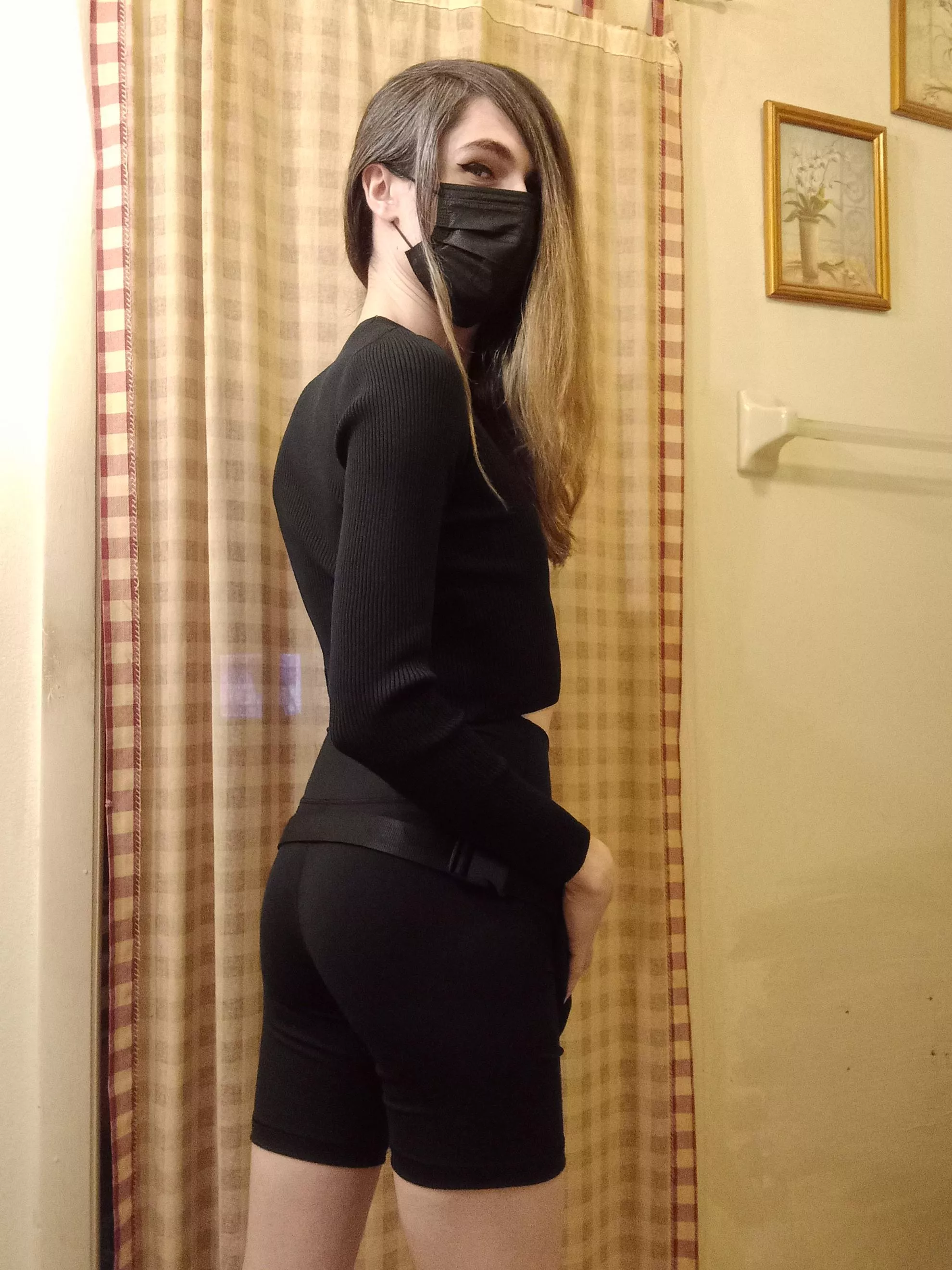 So are u gonna meow back or not? 😒 posted by luccakitten