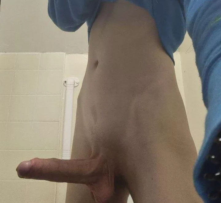 So who wants to be my human fleshlight next? 😏🤔🌶️🔗🔥 posted by NectarineCheap148