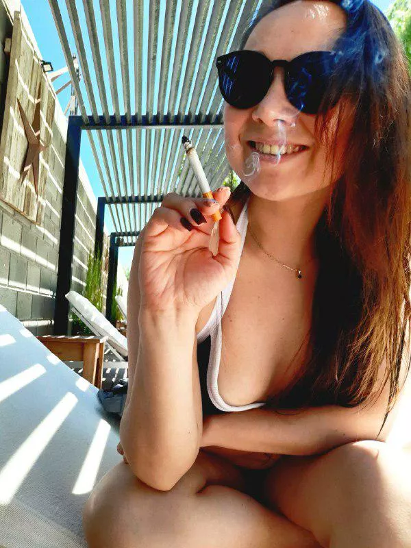 The heat is better enjoyed with a cigarette in hand posted by CamileMua