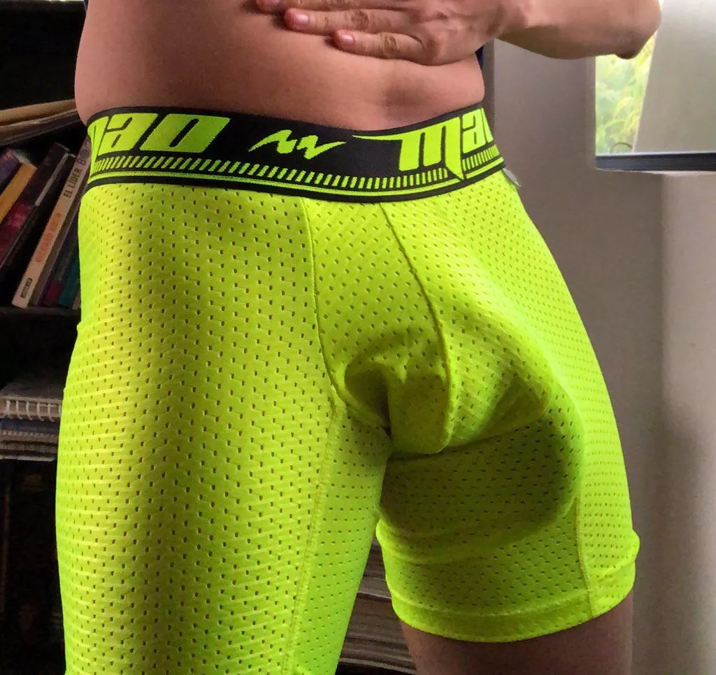 🥵 Wanna take it? posted by Hung_Bruno