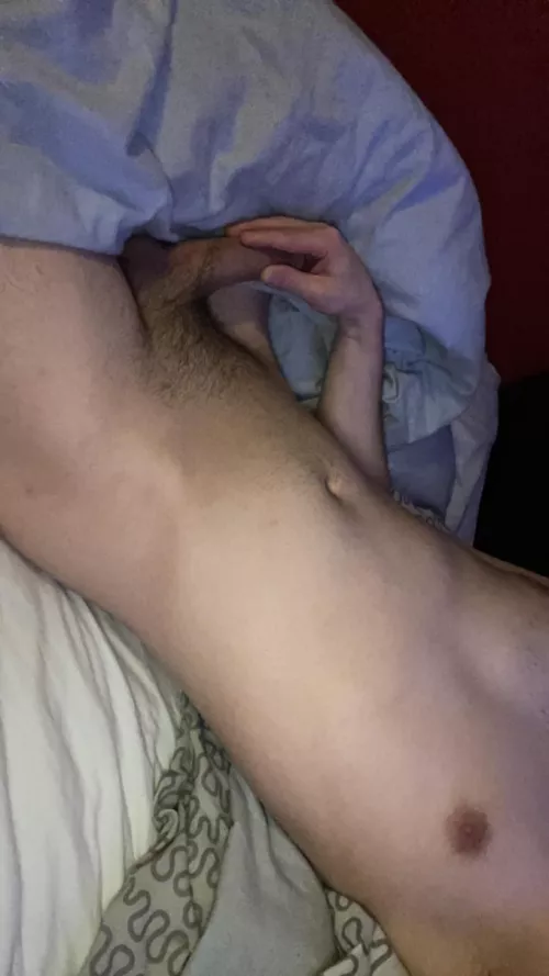 Young skinny boys hmu kyle_kek by Swimming-Exit2126