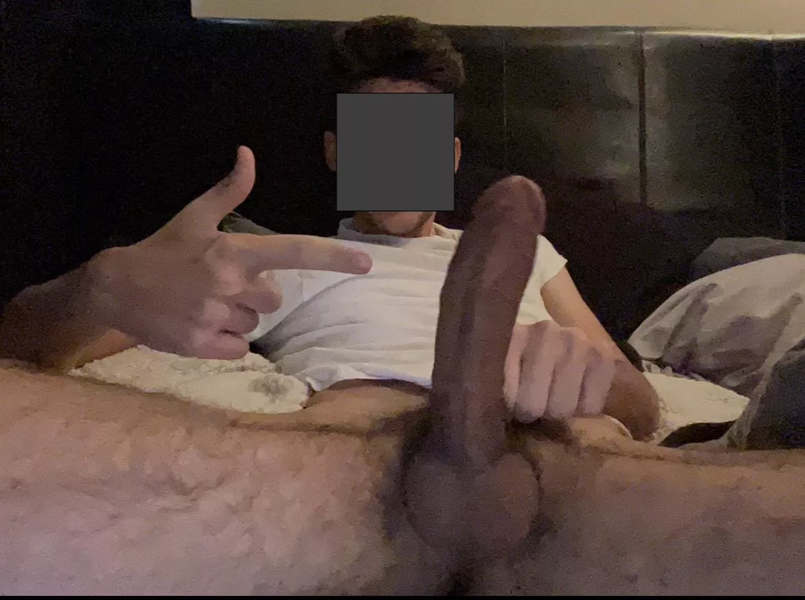 your seat is ready (24) posted by italidick