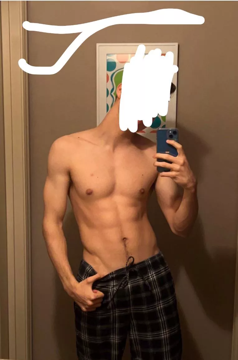 19 m jock with a bubble butt. Home alone. Any doms wanna use and degrade me? Role play? Snap: anonjock8 posted by Elegant-Clothes4562